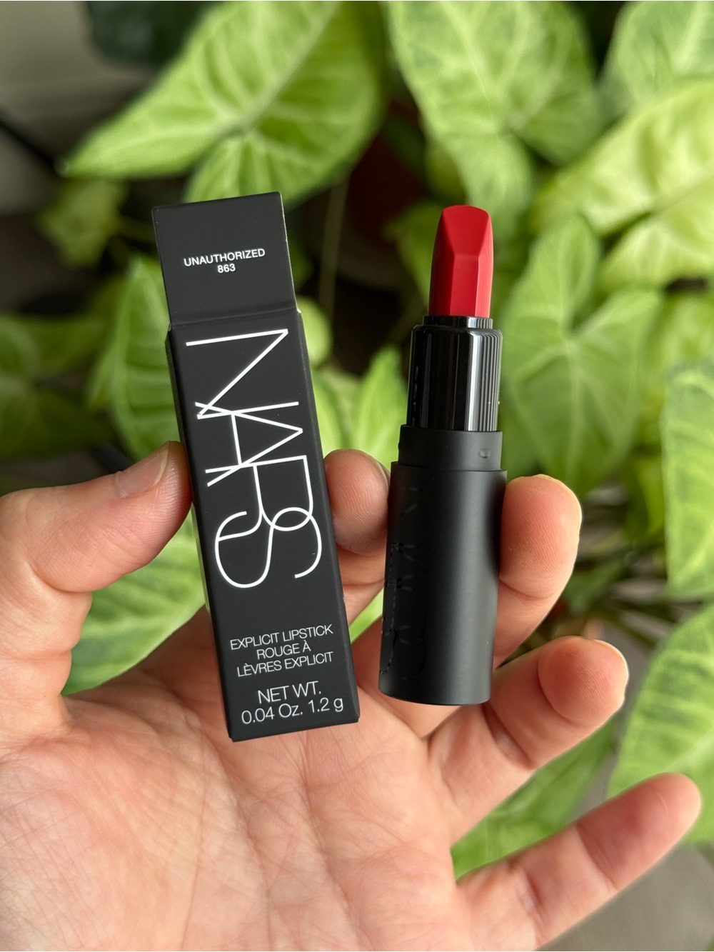 NARS Explicit Lipstick — shade: Unauthorized 863 Red